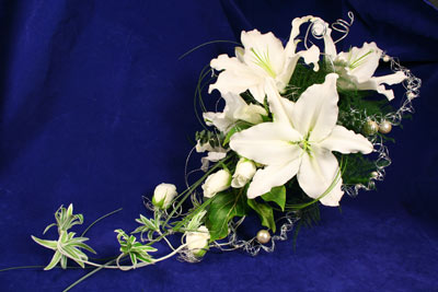 Freeze  Wedding Bouquet on Trailing Bridal Bouquet